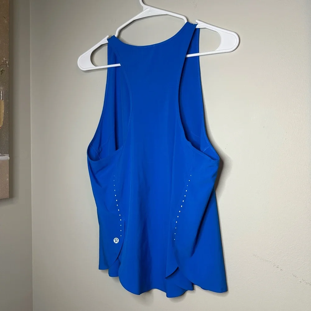 Lululemon Blue Lightweight Stretch Run Tank Size 10 - Picture 2 of 6
